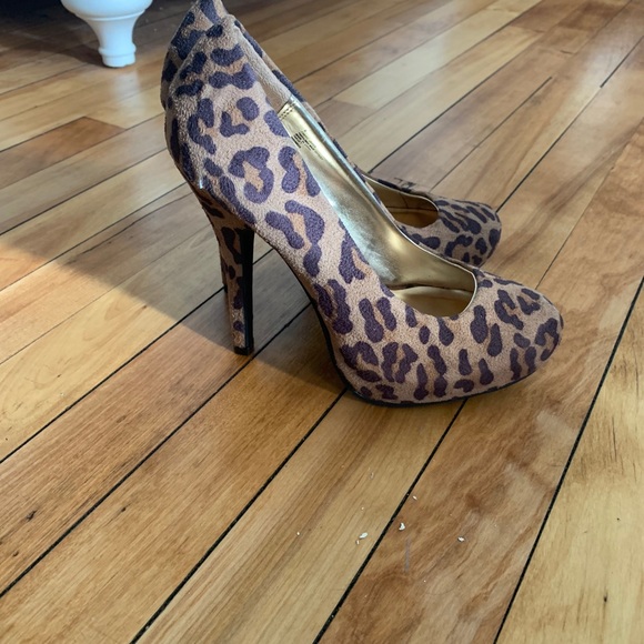 Mossimo leopard heels - Picture 2 of 7